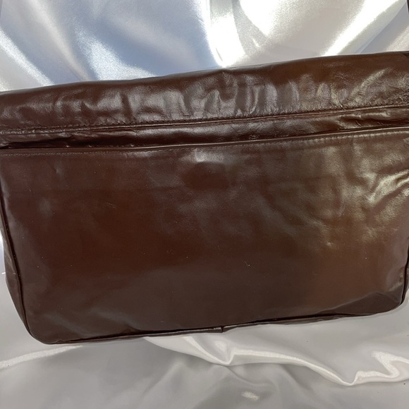 Vintage Hala Shoulder Bag Lightweight Flap Fold Over Dark Brown Gold Hardware - Picture 8 of 14
